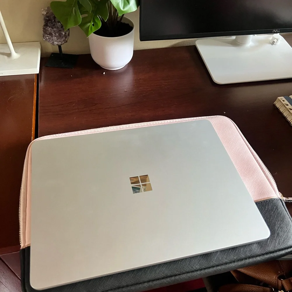 Kate Spade Tablet/Laptop Case